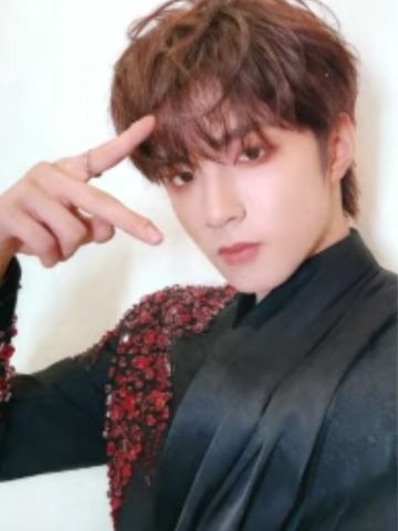 冠军纪念写真单人款小卡4 ver.A