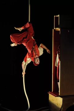 肢体小丑剧 ·《赤虎传奇》-资料图