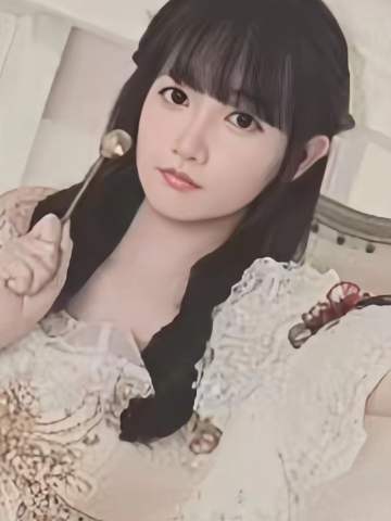 焦玥《秋欧》主题小卡 ver.B