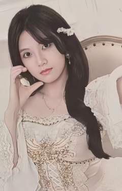 许泳怡《秋欧》主题小卡 ver.C