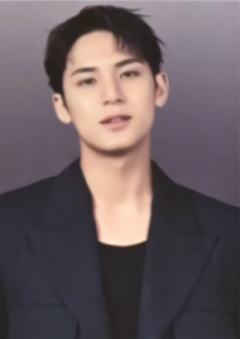 日巡随机卡 奎F