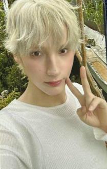 日咖单封幸运卡5