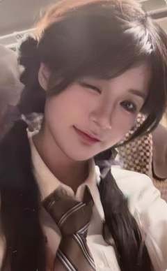 朱虹蓉《金色海岸》自拍小卡 ver.A