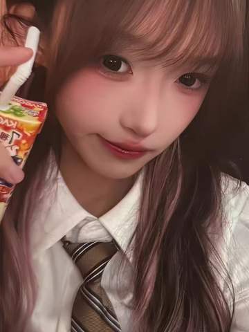 王思予《金色海岸》自拍小卡 ver.A