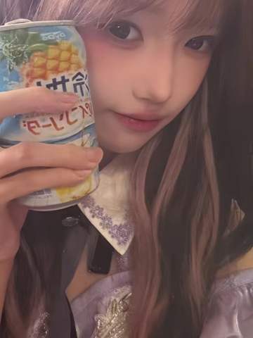 王思予《金色海岸》自拍小卡 ver.B