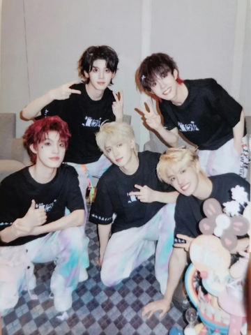 「5/5·ONE有引力」T恤卡 团