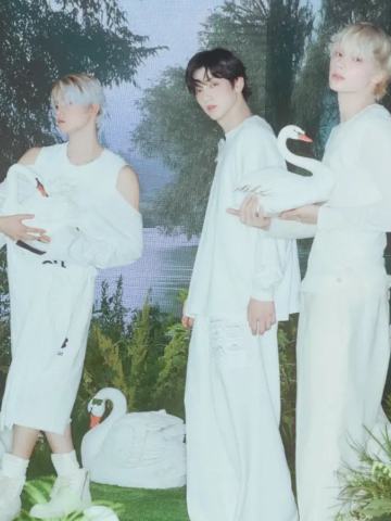 2025 TOMORROW X TOGETHER CAFE