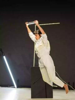 肢体错觉剧 ·《幻镜》-资料图