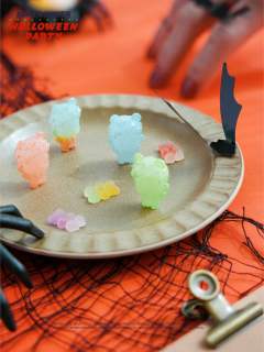 不给糖果就捣蛋-资料图