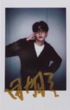 派丽蒙代言拍立得 ver.B