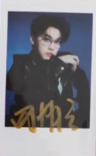 派丽蒙代言拍立得 ver.C