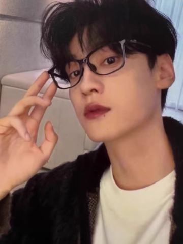 派丽蒙代言自拍卡 ver.C