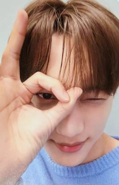 金钟仁 q音碎卡限定卡