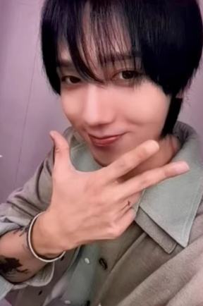 金钟云 q音碎卡限定卡