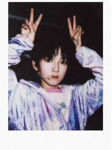 新年音乐会热爱拍立得 智恩涵 ver.B