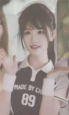 刘欣媛 金色海岸x新学季主题纪念小卡 ver.B