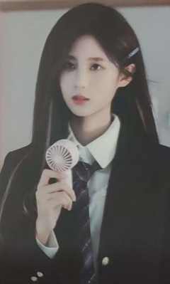 金莹玥 金色海岸x新学季主题纪念小卡 ver.A