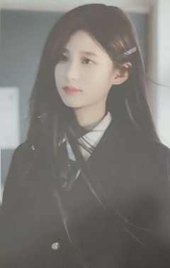 金莹玥 金色海岸x新学季主题纪念小卡 ver.B