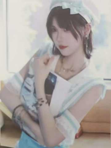 郭晓盈 金色海岸x新学季主题纪念小卡 ver.C