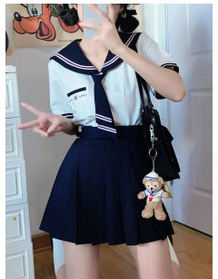楠屿中·夏服套装-资料图