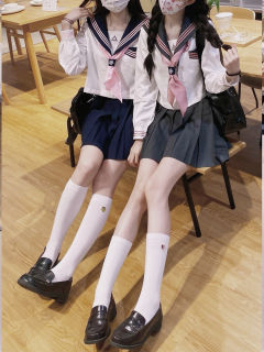 少女航线·中间服套装-资料图
