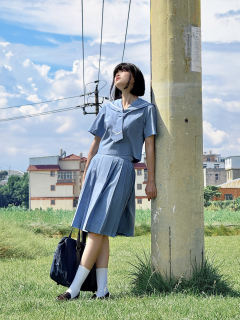 惠知学府·夏服套装-资料图
