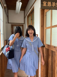惠知学府·夏服套装-资料图
