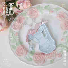 芬顿收藏柜 小物 BNT 发带 边夹 项链 胸针-资料图