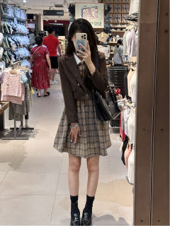 德雯女子·套装-资料图