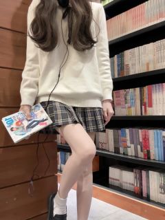 晖·格裙-资料图