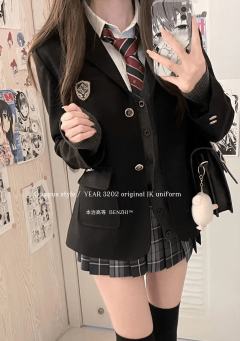 御奈女子·西服-资料图