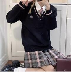 野川莓莓·套头毛衣-资料图