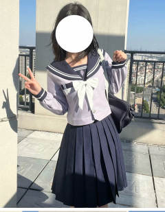 藤萝女子·中间服套装-资料图