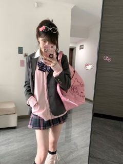 亚樱女子高·格裙-资料图