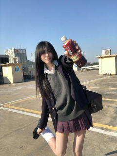 新烛·格裙-资料图