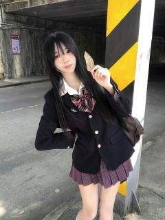 新烛·格裙-资料图