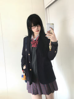 绫水高·西服-资料图