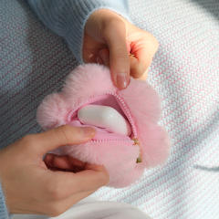 悲伤俱乐部系列硅胶毛绒耳机包-资料图