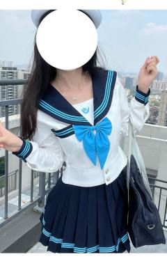 青冬·中间服套装-资料图