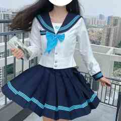 青冬·中间服套装-资料图