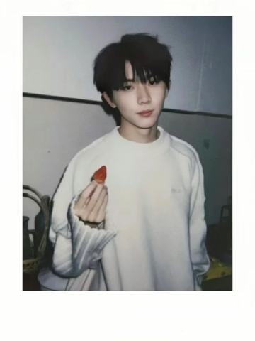 四周年戚许拍立得1 ver.B