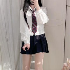 小藤中·衬衫-资料图