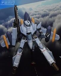 HI-METAL R VF-0A 凤凰(工藤真专用)＋QF-2200D-B 幽灵