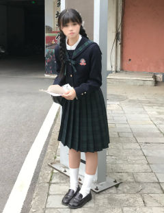 梨青冬·西服套装-资料图