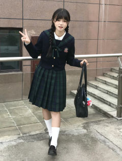 梨青冬·西服套装-资料图