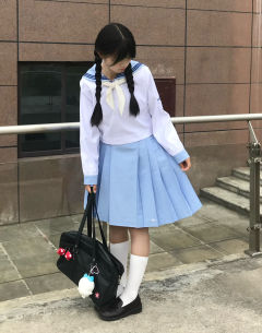 水泽理子·中间服套装-资料图