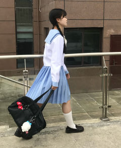 水泽理子·中间服套装-资料图