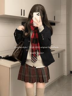 赤堇·格裙-资料图