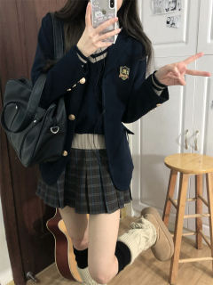 暖冬·格裙-资料图