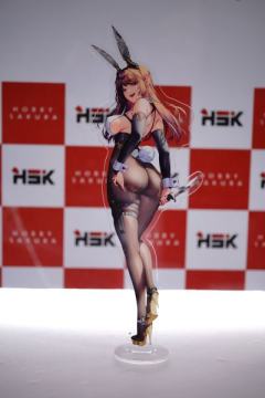 疯狂兔女郎-资料图